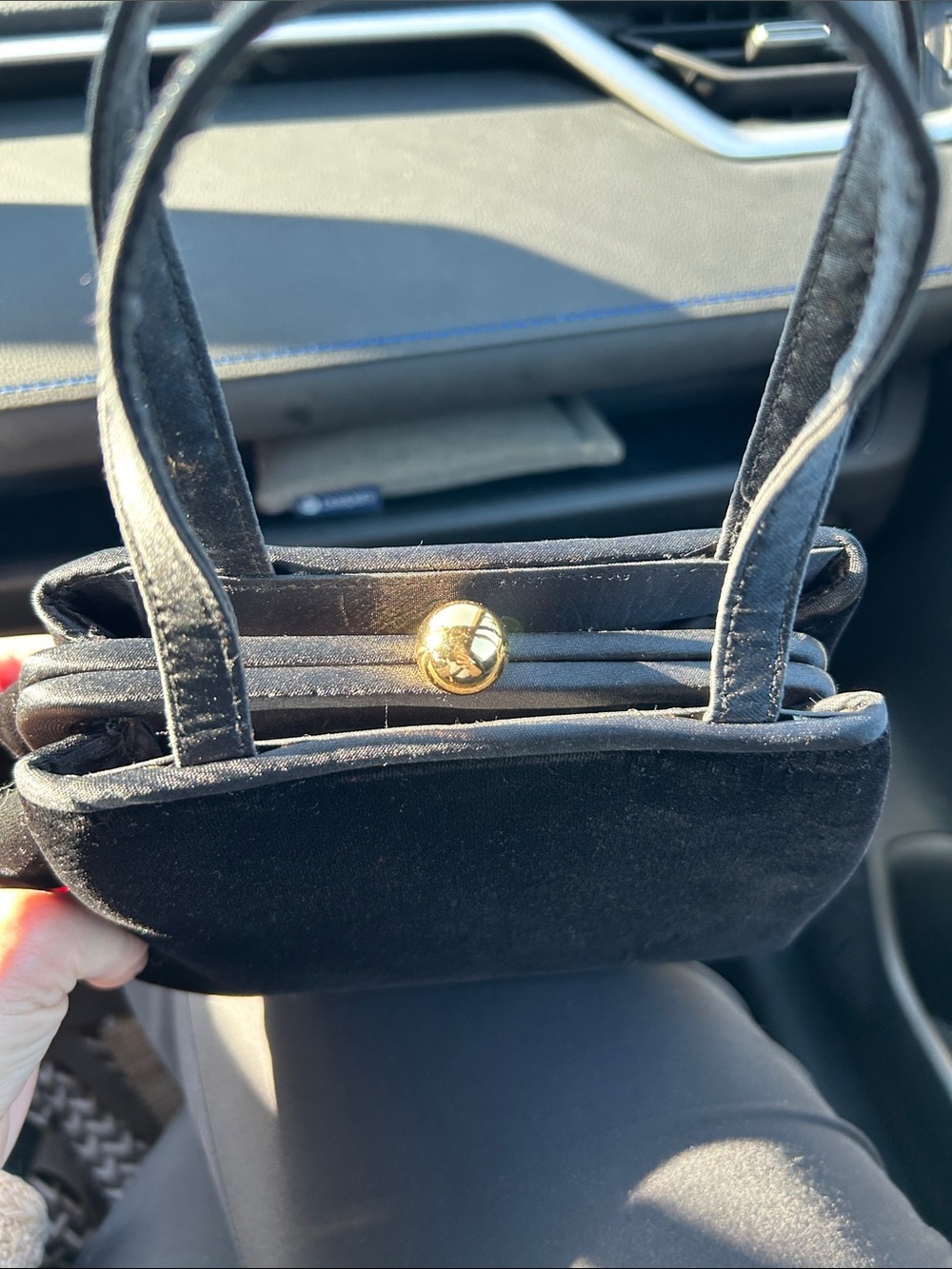 Black velvet dress purse - Picture 2 of 4